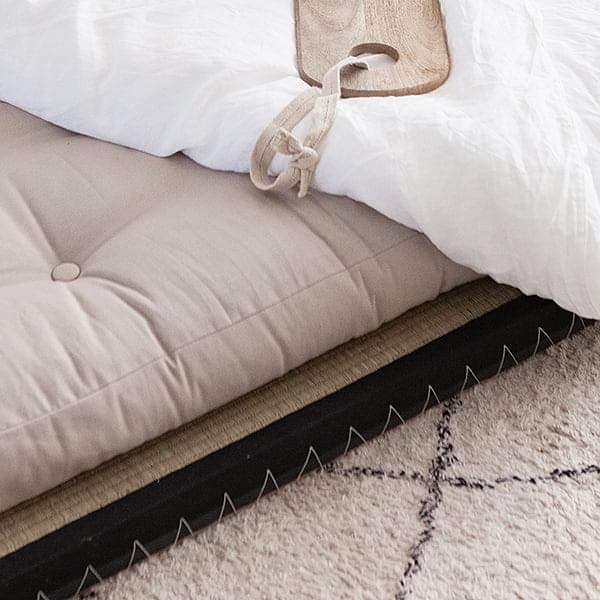 Qué es una cama tatamis y por qué está de moda?